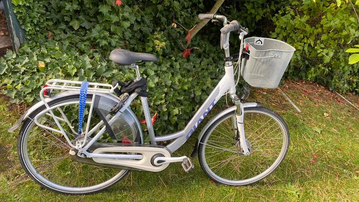 Giant Ultimo damesfiets- L - Framemaat, Fietsen en Brommers, Fietsen | Dames | Moederfietsen, Zo goed als nieuw, Giant, Mandje