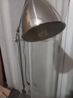 Zeer mooi vintage vloer lamp, Huis en Inrichting, Lampen | Vloerlampen, Ophalen, Zo goed als nieuw