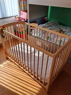 Kinderbed en matras dat je in 3 standen kunt verhogen., Ophalen, Matras