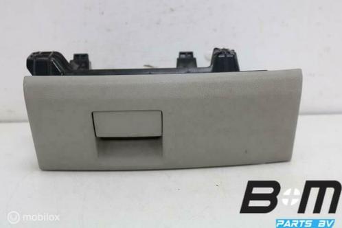 Bakje onder stoel links A6 4G Avant FL 8K0882601B, Auto-onderdelen, Overige Auto-onderdelen, Gebruikt
