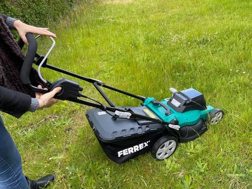 Tondeuse à Gazon sans Fil - batterie 40v - coupe 40 cm, Jardin & Terrasse, Tondeuses à gazon, Comme neuf, Tondeuses à gazon sur batterie