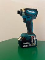 Nieuwe makita DTD153 + accu 5ah, Doe-het-zelf en Bouw, Variabele snelheid, Nieuw, Ophalen of Verzenden, Boor- en Schroefmachine