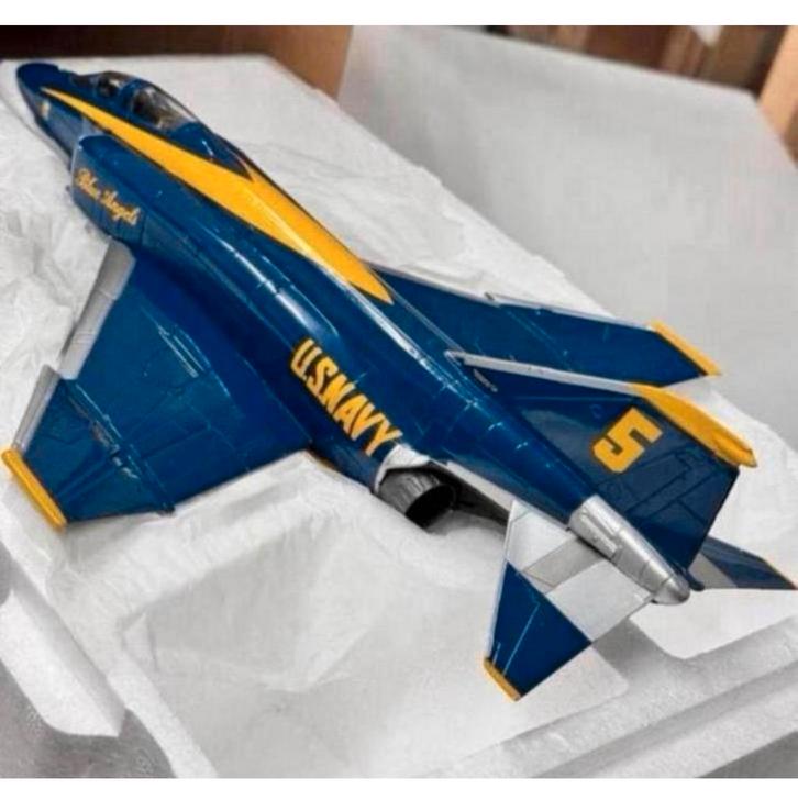 Avion F-4 Phantom Blue Angels de marine américaine 1:48 RARE, Hobby & Loisirs créatifs, Modélisme | Avions & Hélicoptères, Neuf