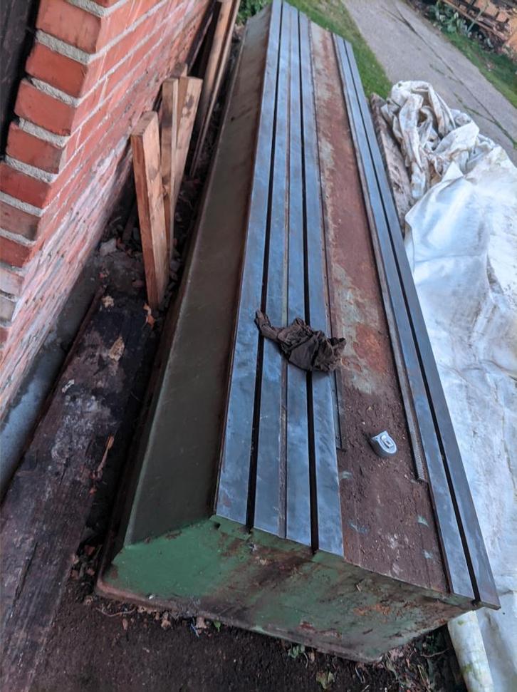 Banc de machine en fonte avec 3 rainures en T de 5 tonnes, Bricolage & Construction, Outillage | Fraiseuses, Utilisé, Enlèvement