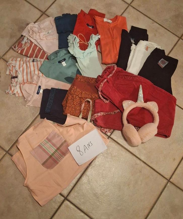 Lot - Habits Fille 8 ans avec veste, Enfants & Bébés, Vêtements enfant | Chaussures & Chaussettes, Comme neuf, Autres types, Fille