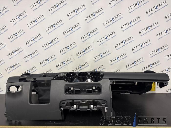 Tableau de bord d'un Mercedes B-Klasse, Autos : Pièces & Accessoires, Tableau de bord & Interrupteurs, Mercedes-Benz, Utilisé