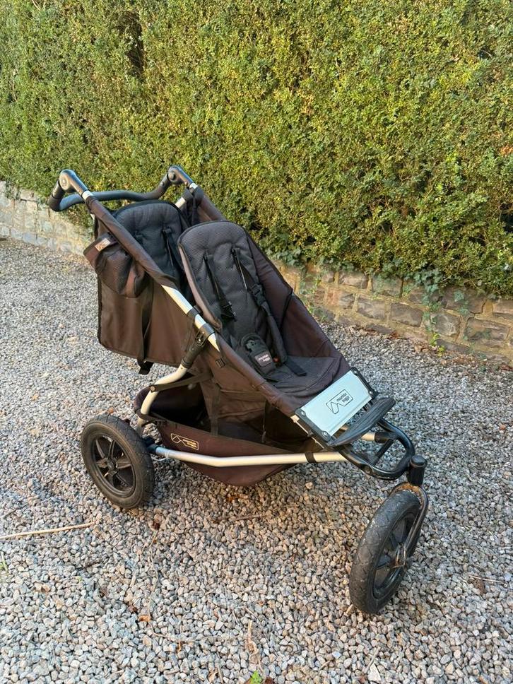 2p Mountain Buggy + accessoires, Kinderen en Baby's, Buggy's, Gebruikt, Duomodel, Regenhoes, Zonnekap, Ophalen