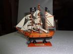 Miniatuur zeilbootje "Pirate", Ophalen of Verzenden, Zo goed als nieuw