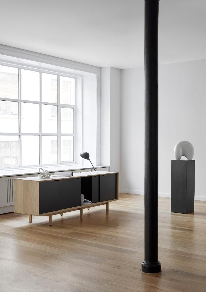 Bykato S1 Sideboard, Maison & Meubles, Armoires | Dressoirs, Comme neuf, 150 à 200 cm, 25 à 50 cm, Chêne, Enlèvement ou Envoi