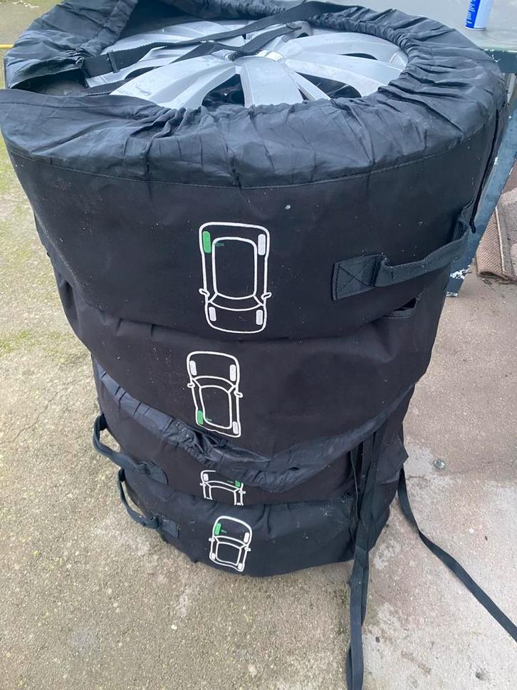 Vredestijn 205/55 R16 winterbanden met velg., Auto-onderdelen, Banden en Velgen, Banden en Velgen, Winterbanden, 16 inch, 205 mm