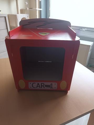 Zit/opbergbox auto beschikbaar voor biedingen