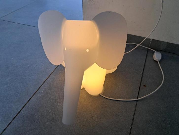 Zzzoolight nachtlamp olifant., Huis en Inrichting, Lampen | Wandlampen, Zo goed als nieuw, Kunststof, Ophalen