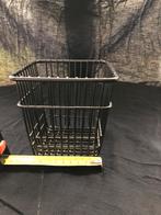 Ijzeren bakje, Ophalen, Zo goed als nieuw