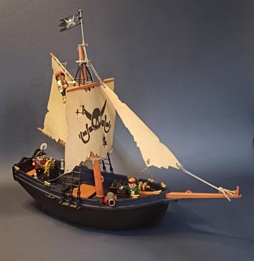 Playmobil Piratenschip 5810 beschikbaar voor biedingen