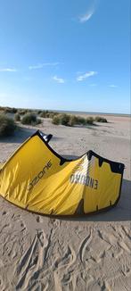 Kite Ozone Enduro V4 8m + Contact bar V4, Ophalen, Gebruikt, 8 m², Geen board