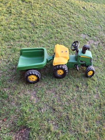 Kinder tracktor met aanhanger beschikbaar voor biedingen
