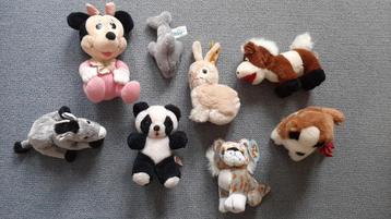 8 softtoys inclusief Mickey Mouse beschikbaar voor biedingen