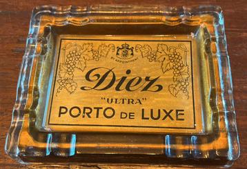 Porto Diez asbak beschikbaar voor biedingen