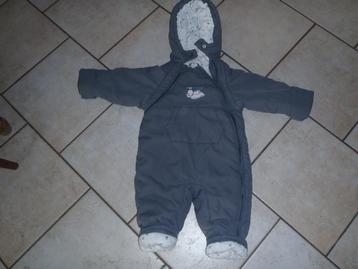 babyjumpsuit maat 74 beschikbaar voor biedingen