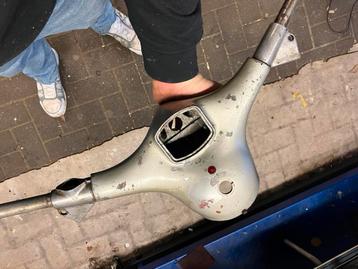 Stuur GS o-lak beschikbaar voor biedingen