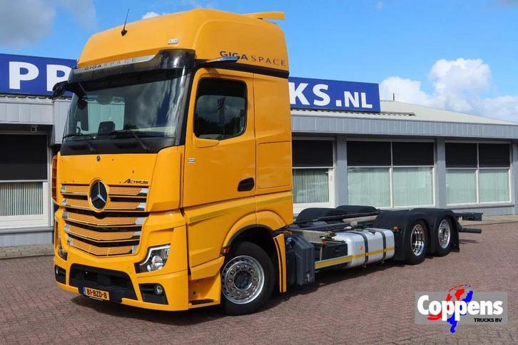 Mercedes-Benz Actros 2642 LL Chassis Cabine Giga space, Auto's, Vrachtwagens, Bedrijf, ABS, Airconditioning, Cruise Control, Navigatiesysteem