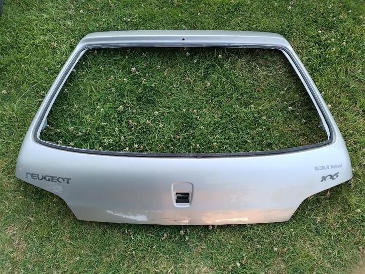 peugeot 106 ph2 kofferdeksel kofferklep achterklep, Auto-onderdelen, Carrosserie, Achterklep, Peugeot, Voor, Ophalen