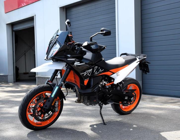 KTM 890 SMT, Motoren, Motoren | KTM, Bedrijf, Sport, meer dan 35 kW, 2 cilinders, Motorrijbewijs A, ABS, Cruise Control, LED Verlichting