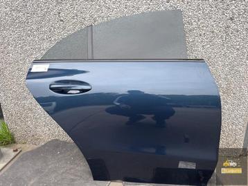 Mercedes Cla 118 Rechts Achter portier origineel beschikbaar voor biedingen