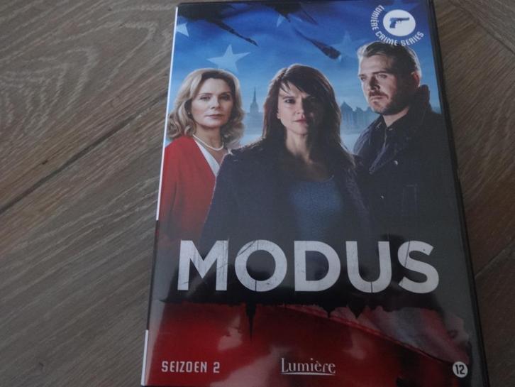 Modus   seizoen 2  Lumière, Cd's en Dvd's, Dvd's | Tv en Series, Zo goed als nieuw, Thriller, Vanaf 12 jaar, Verzenden