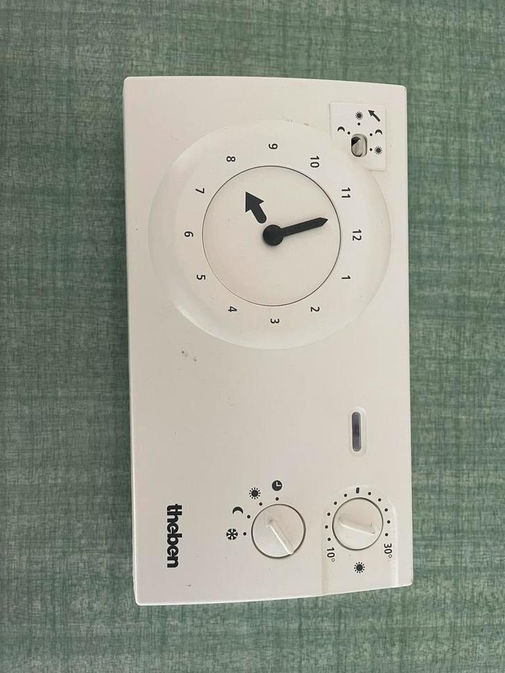 Theben RAM 784 analoge klokthermostaat dag/weekprogramma, Doe-het-zelf en Bouw, Thermostaten, Zo goed als nieuw, Ophalen of Verzenden