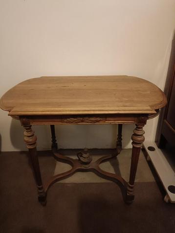 Table beschikbaar voor biedingen