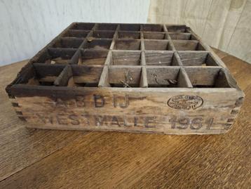 oude bierbak ABDIJ WESTMALLE, 1961 beschikbaar voor biedingen