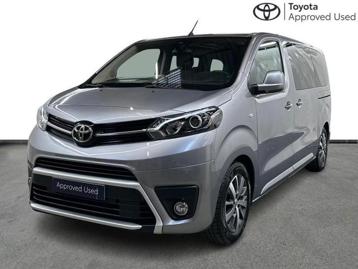 Toyota ProAce VERSO VIP MWB 2.0D 130kW AT, Auto's, Toyota, ProAce, Adaptive Cruise Control, Airbags, Airconditioning, Bluetooth