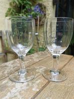 Twee retro vintage wijnglazen in zware kwaliteit. Prijs/set., Glas, Overige stijlen, Glas of Glazen, Gebruikt