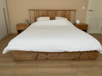 Tweepersoonsbed in steigerhout, Huis en Inrichting, Ophalen, Gebruikt, Overige kleuren, Steigerhout