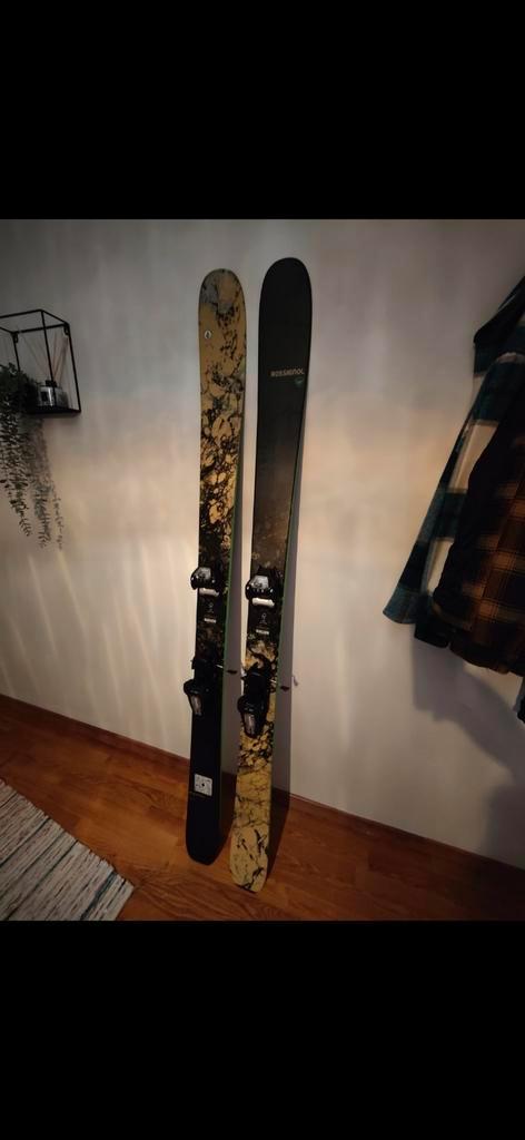 Rossignol black ops sender, Sport en Fitness, Skiën en Langlaufen, Zo goed als nieuw, Ski's, Ski, Rossignol, Ophalen