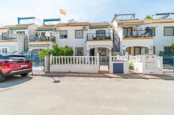 Leuke benedenwoning te koop met 2 terrassen Orihuela Costa beschikbaar voor biedingen