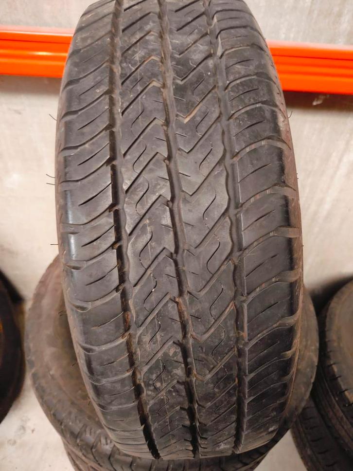 215/60r17c 50€ per stuk met plaatsen 215/60/r17c r17c, Auto-onderdelen, Besturing, Gebruikt, Ophalen of Verzenden