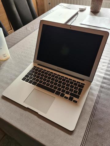 MacBook Air 13.3 - Model A1466 