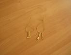 2 goudkleurige hangers miniatuur bestek vork lepel schelp, Diversen, Ophalen of Verzenden