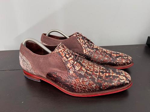 Floris van Bommel herenschoenen maat 8.5 / 42.5, Kleding | Heren, Schoenen, Gedragen, Veterschoenen, Bruin, Ophalen of Verzenden