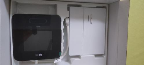 Thermostaat, Doe-het-zelf en Bouw, Thermostaten, Zo goed als nieuw, Slimme thermostaat, Ophalen