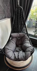 Hangstoel, Ophalen, Zo goed als nieuw