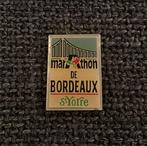 PIN - MARATHON DE BORDEAUX - AUCHAN - ST-YORRE, Verzenden, Gebruikt, Sport, Speldje of Pin