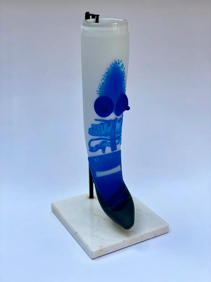 Edward Leibovitz sculptuur glazen laars, Antiek en Kunst, Antiek | Glaswerk en Kristal, Ophalen of Verzenden