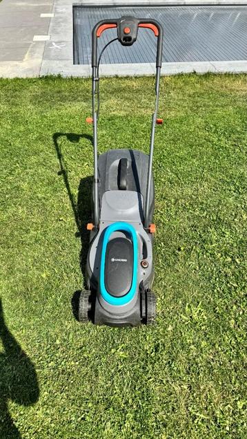 Gardena PowerMax 32/1200 G2, Comme neuf, 30 à 39 cm, Enlèvement, Bac de ramassage