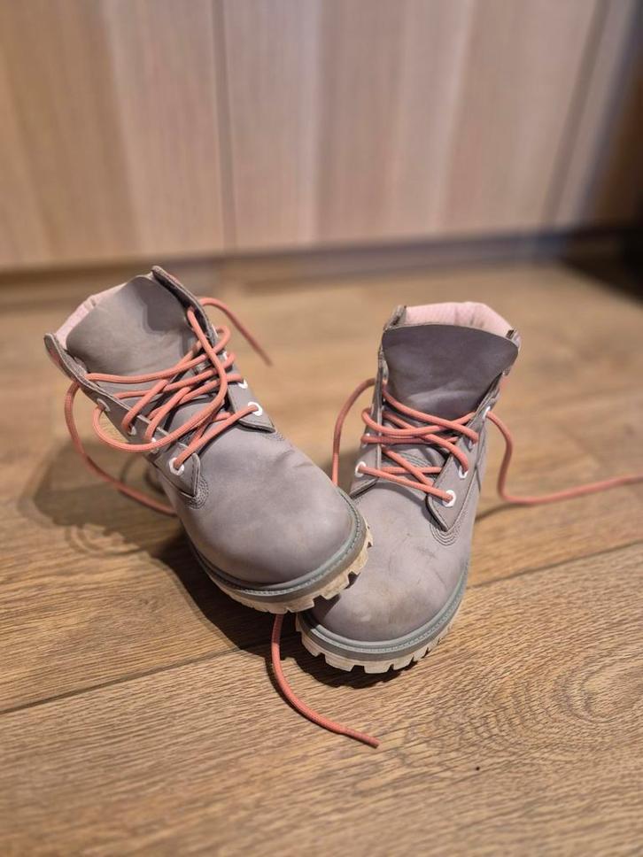 Timberland bottines grijs met roze – maat 37, Sport en Fitness, Dansen, Ophalen
