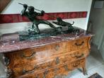 Antiek apart brons beeld op marmeren sokkel,, Ophalen, Brons