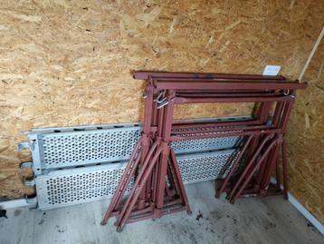 Stelling Bokken 4 stuks met 2 loop bruggen, Enlèvement, Utilisé