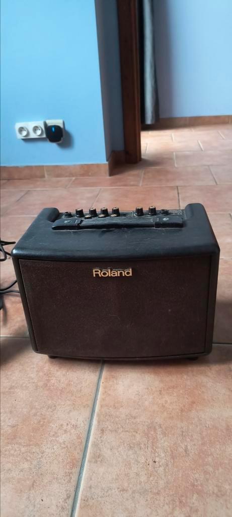 Roland AC 33 amp nieuw maar kan niet worden gebruikt, Muziek en Instrumenten, Versterkers | Keyboard, Monitor en PA, Gebruikt